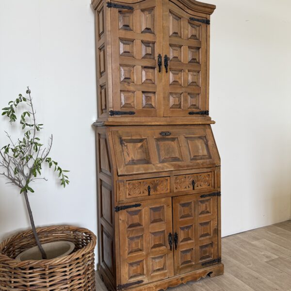 Sekretarzyk z nadstawką w stylu kastylijskim – drewniany, vintage