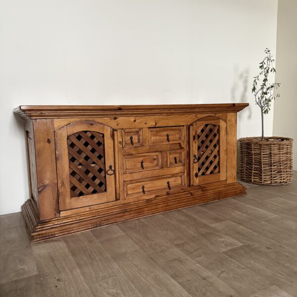 Komoda Mexico z litego drewna pini – masywna vintage