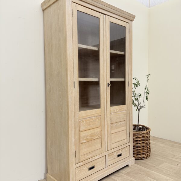 Witryna drewniana rustykalna pobielana dębowa vintage używana