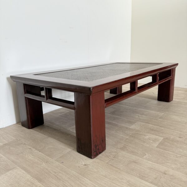 Stolik vintage drewniany w stylu azjatyckim – ręcznie malowany, masywny, orientalny